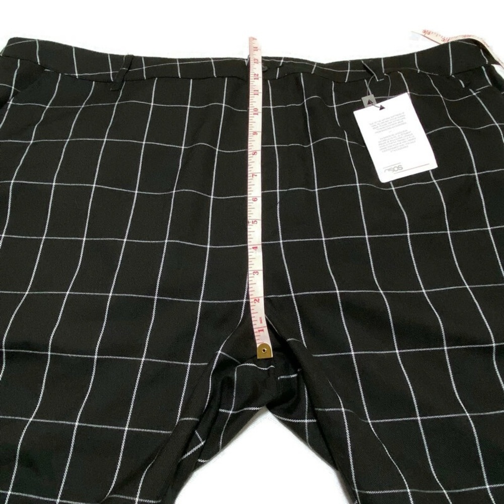 ASOS SHORTS - Picture 6 of 12